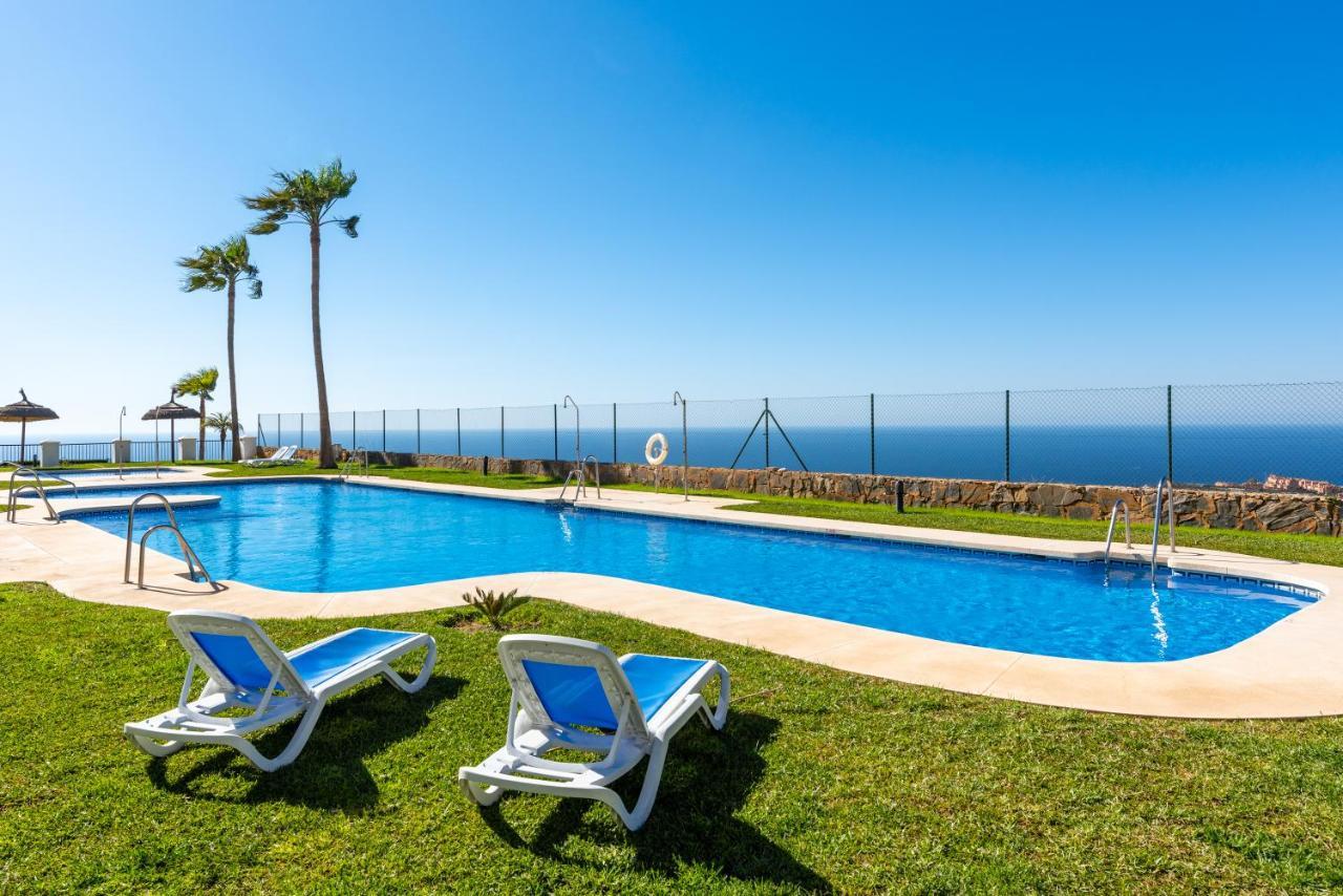 Neptuno Malaga Apartamento De Lujo Rincon de la Victoria Exterior photo