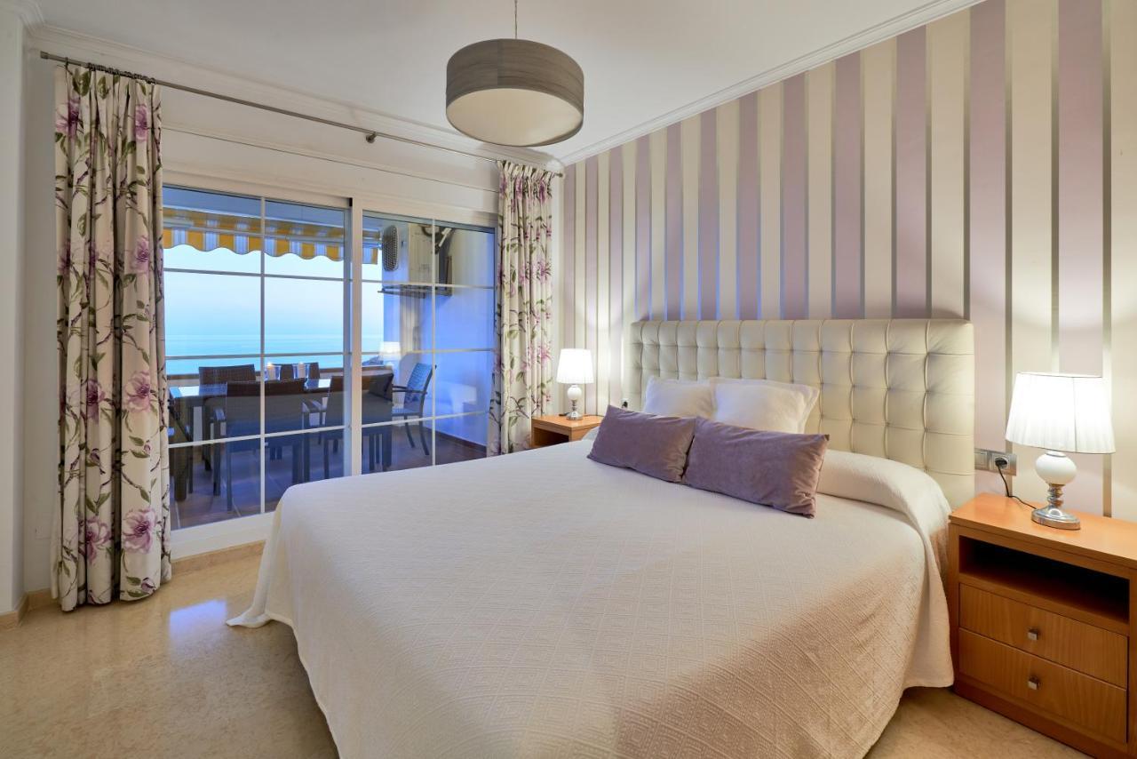 Neptuno Malaga Apartamento De Lujo Rincon de la Victoria Exterior photo